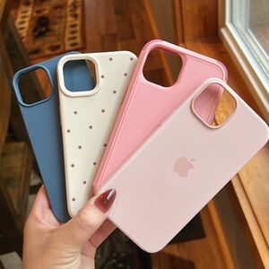 Lot of 4 iPhone 14 Cases & 4 Screen Protectors